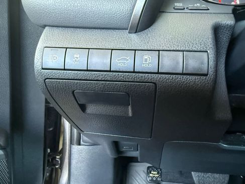 Used 2023 Toyota Camry SE w/ Audio Upgrade Package image 13