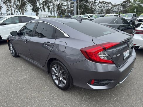 Used 2019 Honda Civic EX image 3