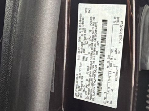 Used 2023 Lincoln Corsair FWD w/ Equipment Group 101A image 33