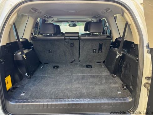 Used 2019 Lexus GX 460 Premium image 19