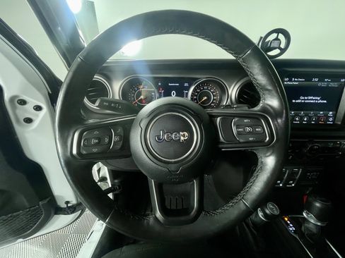 Used 2021 Jeep Wrangler Sport S image 12