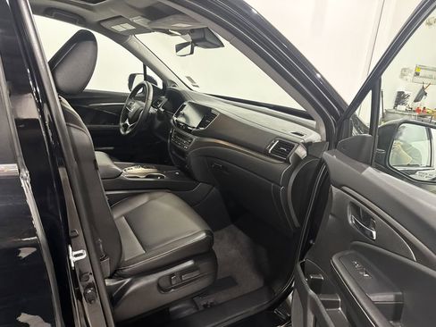 Used 2025 Honda Ridgeline RTL image 24