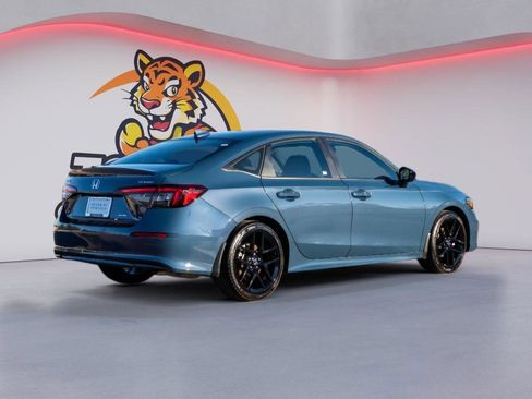 Used 2025 Honda Civic Sport image 5