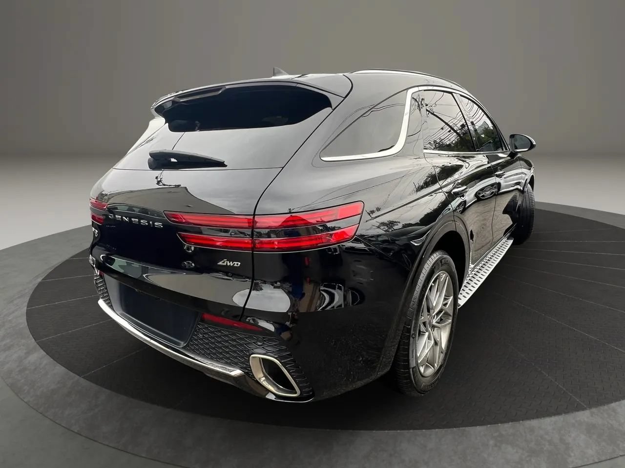 Used 2025 Genesis GV70 2.5T AWD/4WD image 5