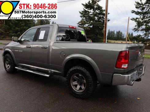 Used 2011 RAM 1500 Laramie image 6