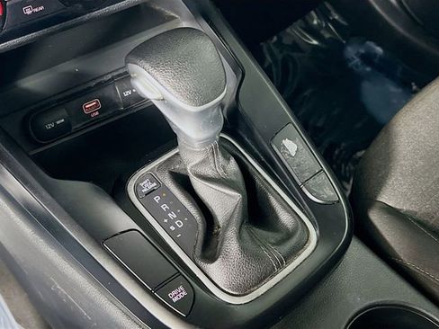 Used 2021 Kia Soul S image 24