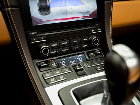 Used 2018 Porsche 718 Boxster GTS image 46