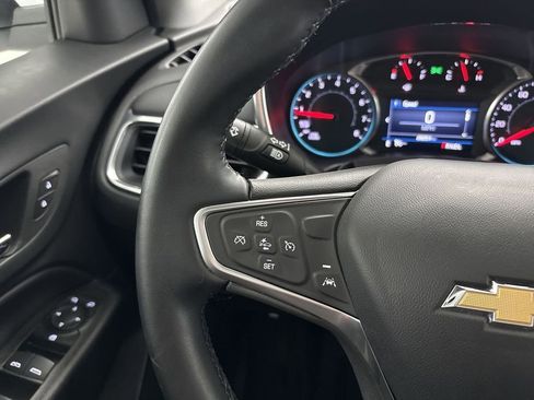 Used 2023 Chevrolet Equinox LT image 46