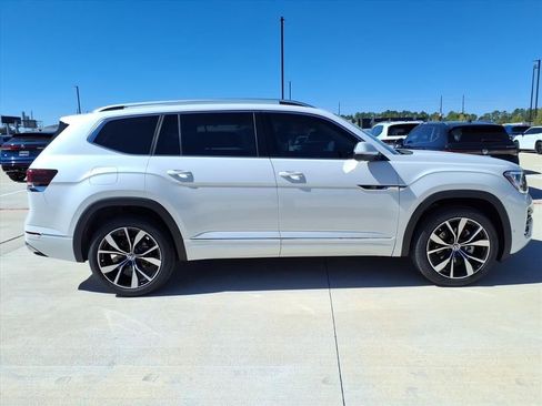 New 2026 Volkswagen Atlas SEL Premium R-Line AWD/4WD image 3