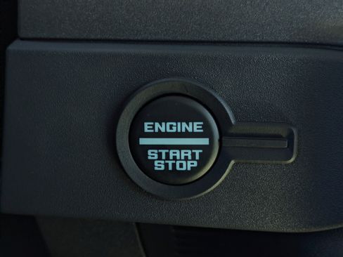 New 2025 Ford Bronco Badlands image 61