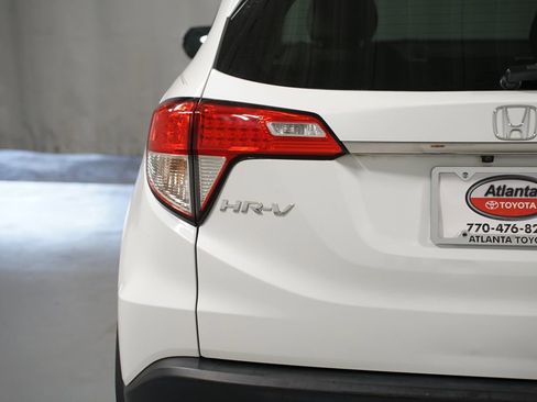 Used 2022 Honda HR-V EX image 10