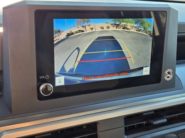 Used 2025 Toyota Tacoma SR5 AWD/4WD image 27