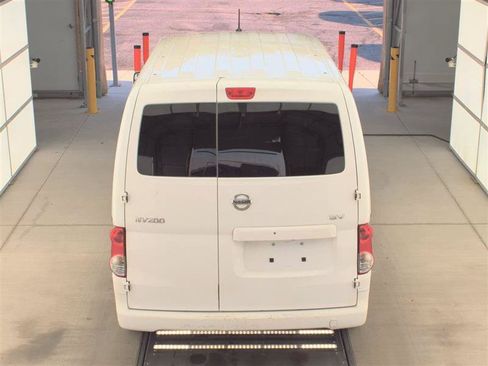 Used 2020 Nissan NV200 SV FWD image 5