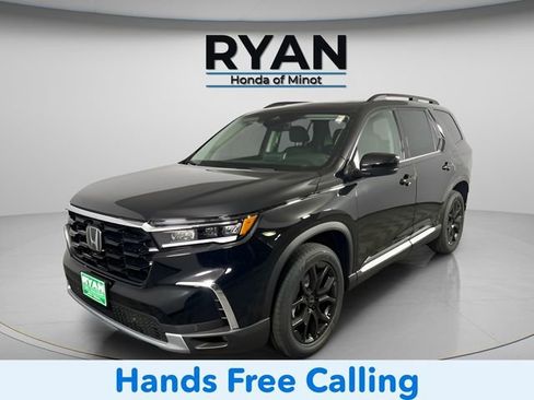 New 2025 Honda Pilot Touring image 12