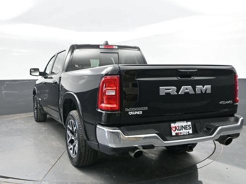 Used 2025 RAM 1500 Laramie AWD/4WD image 8