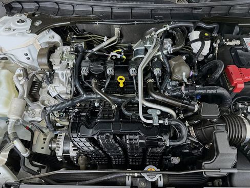 Used 2025 Nissan Altima 2.5 SV image 30