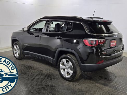 Used 2018 Jeep Compass Latitude w/ Popular Equipment Group image 5