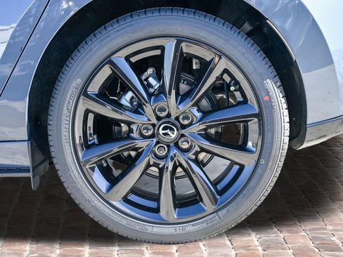 New 2026 MAZDA MAZDA3 Carbon AWD/4WD image 32