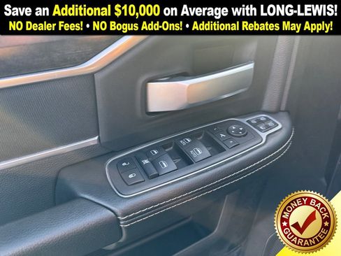 Used 2024 RAM 2500 Big Horn w/ Sport Appearance Package image 16