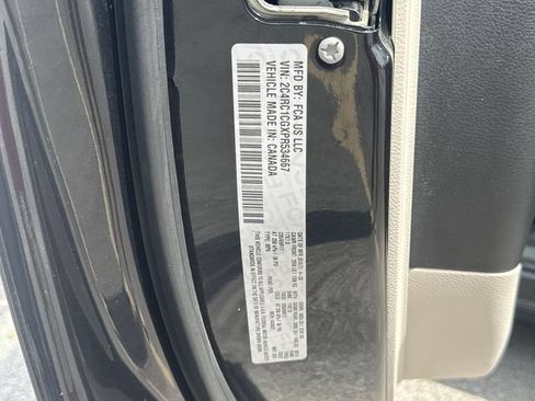 Used 2023 Chrysler Voyager LX FWD image 31