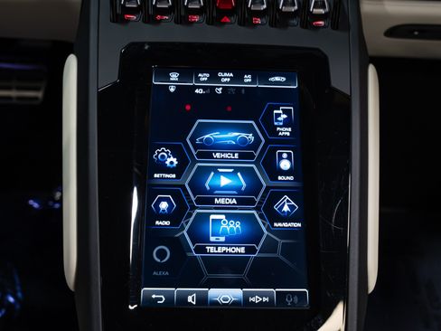 Used 2024 Lamborghini Huracan EVO AWD/4WD image 64