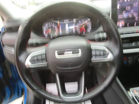 Used 2022 Jeep Compass Trailhawk w/ Sun and Sound Group AWD/4WD image 21