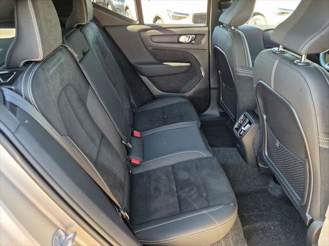 Certified 2024 Volvo XC40 Recharge Ultimate w/ Protection Package Premier AWD/4WD image 25