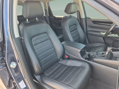 Certified 2025 Honda CR-V EX-L image 19
