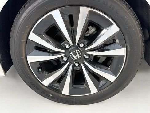Certified 2023 Honda Civic EX image 31