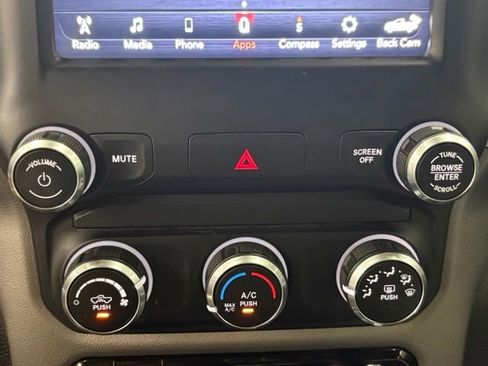 Used 2019 RAM 1500 Big Horn AWD/4WD image 26