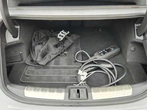 Used 2024 Audi e-tron GT Prestige w/ Prestige Package image 22