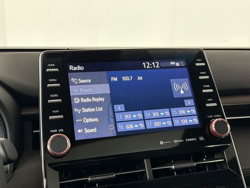Used 2022 Toyota Avalon Limited w/ Advanced Safety Package FWD image 19