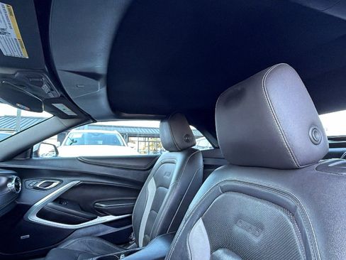 Used 2016 Chevrolet Camaro SS image 17