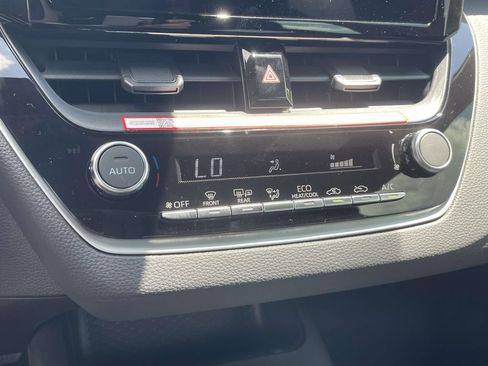 Used 2026 Toyota Corolla SE FWD image 13