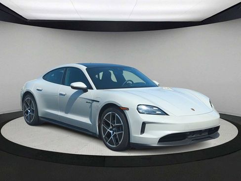 Used 2025 Porsche Taycan image 2