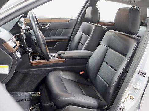 Used 2013 Mercedes-Benz E 350 4MATIC Wagon image 24