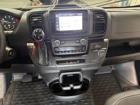 Used 2025 RAM ProMaster 3500 w/ Convenience Group FWD image 15
