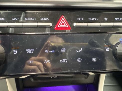 Used 2025 Hyundai Tucson SEL image 17