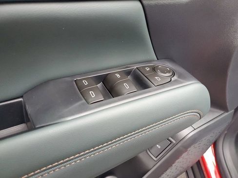New 2026 GMC Terrain AT4 w/ LPO, Black Badging Package AWD/4WD image 21