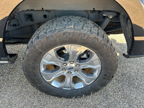 Used 2022 Ford F150 Platinum w/ Equipment Group 701A High image 10