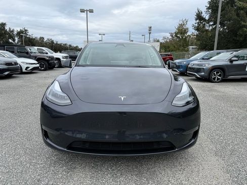 Used 2024 Tesla Model Y Long Range image 2