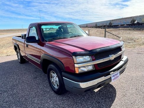 Used 2004 Chevrolet Silverado 1500 LS image 7