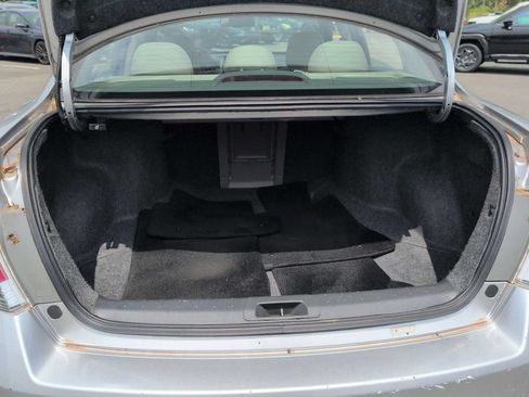 Used 2011 Honda Accord EX-L image 29