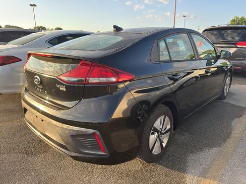 Used 2019 Hyundai Ioniq Blue FWD image 2