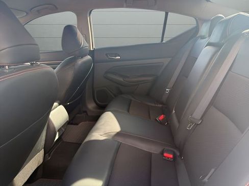 Certified 2022 Nissan Altima 2.5 SR image 10