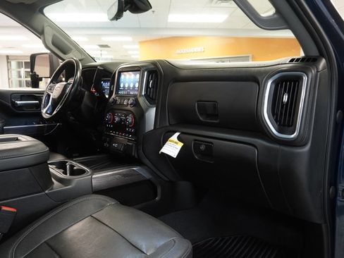 Used 2022 Chevrolet Silverado 2500 LTZ w/ LTZ Convenience Package AWD/4WD image 38