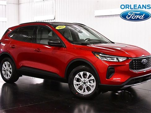 New 2025 Ford Escape Active w/ Cold Weather Package image 1