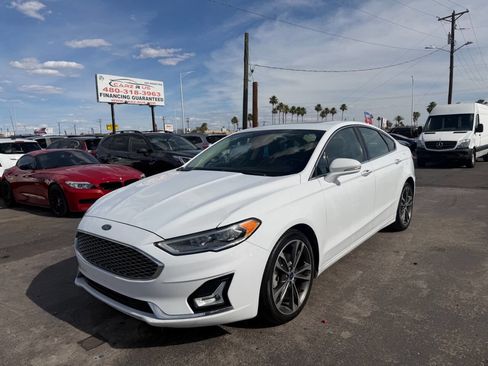 Used 2019 Ford Fusion Titanium AWD/4WD image 2