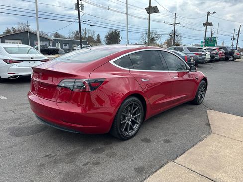 Used 2018 Tesla Model 3 Mid Range image 7