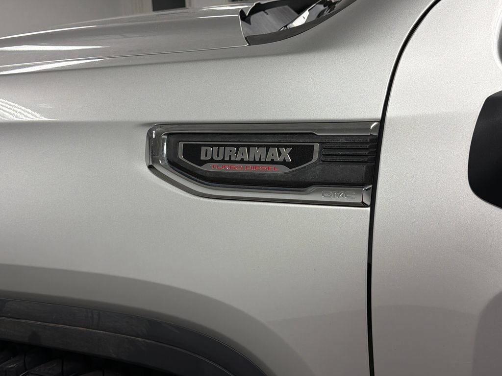 Used 2021 GMC Sierra 1500 SLT w/ SLT Convenience Package AWD/4WD image 12